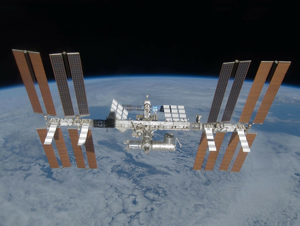Tot korting Lijkt op Can the ISS be Seen Through a Telescope? - Optics Trade Blog